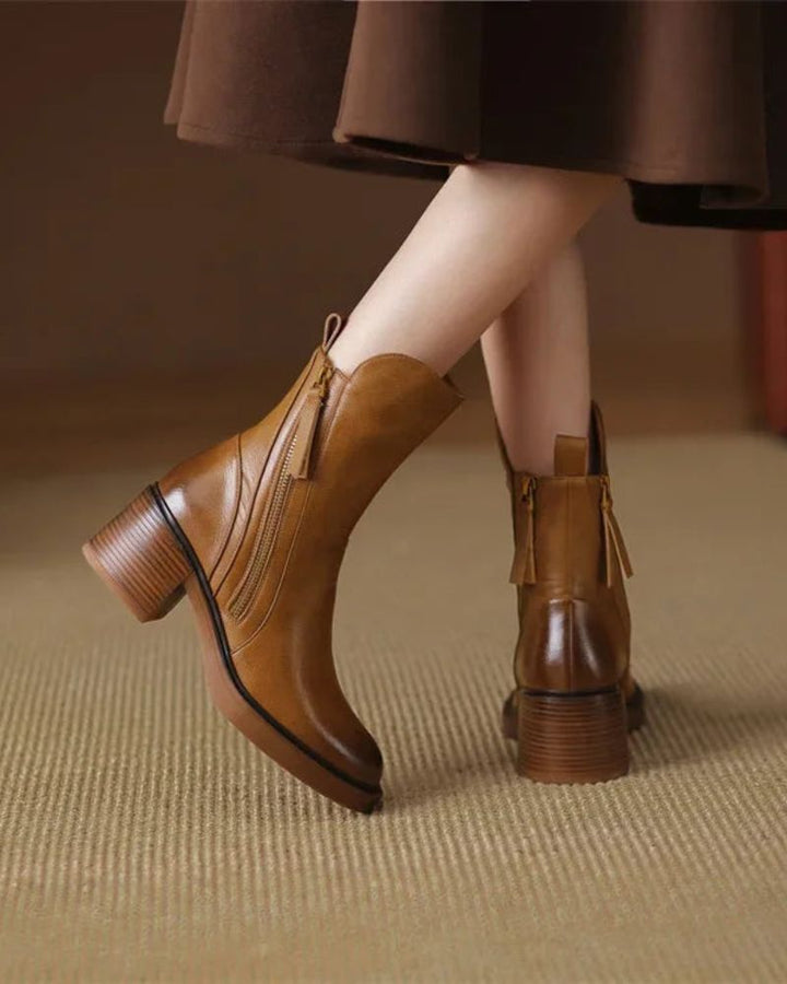 Valorine | Botte en cuir noire avec un talon confortable, élégante et intemporelle