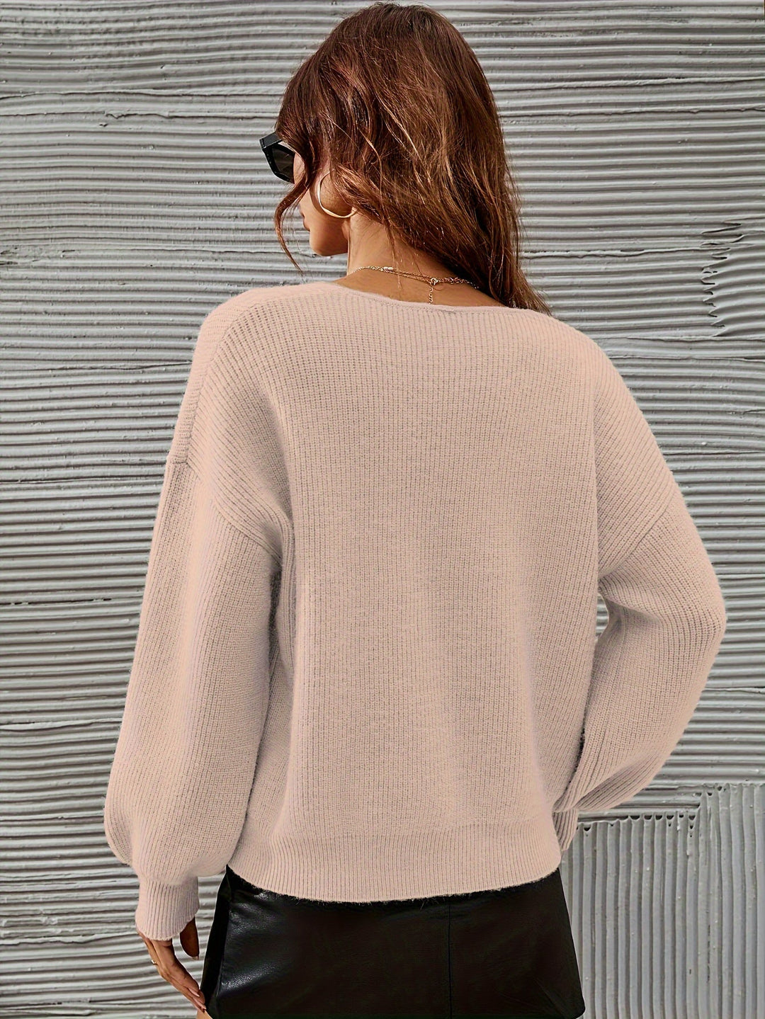 June | Pull cachemire col V côtelé