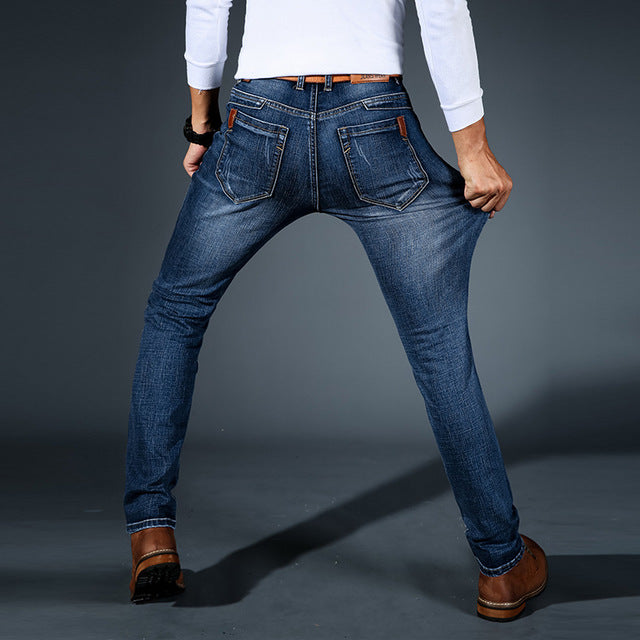 JEAN COUPE AJUSTÉE POUR HOMME