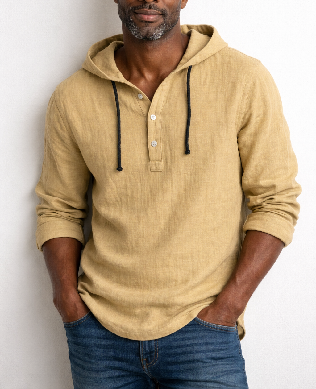 VICTOR | Chemise à capuche en lin — col henley, trois boutons