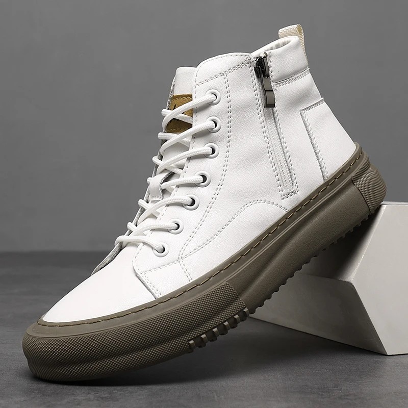 CHAUSSURES MONTANTES POUR HOMMES
