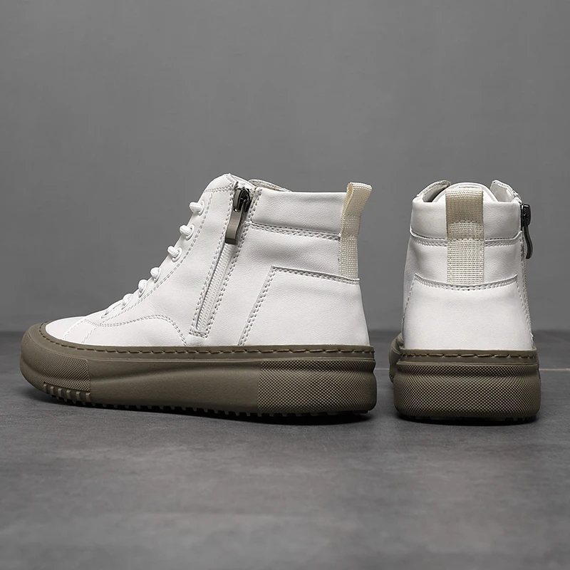 CHAUSSURES MONTANTES POUR HOMMES