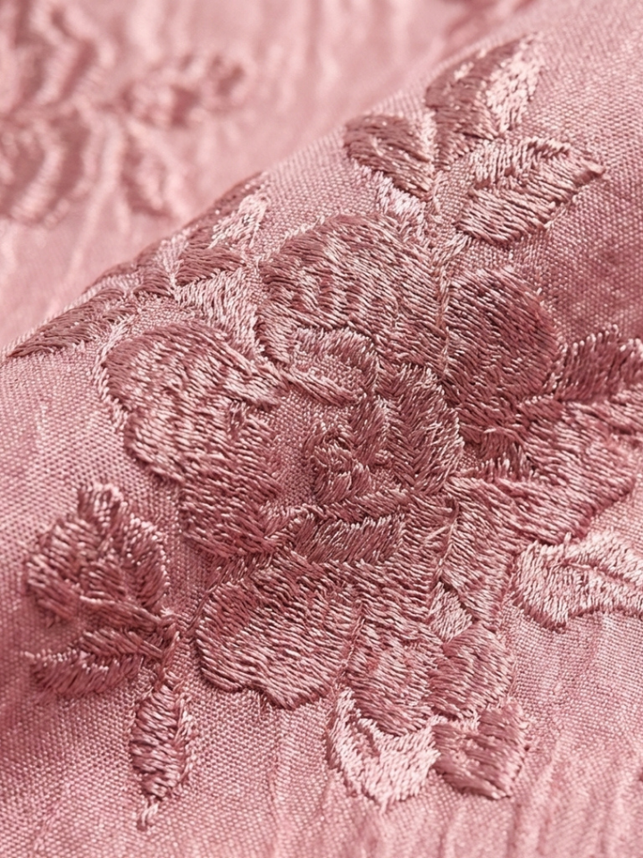 Xanthea | Robe Maxi à Manches Courtes, Ceinturée et Texturée Fleurs