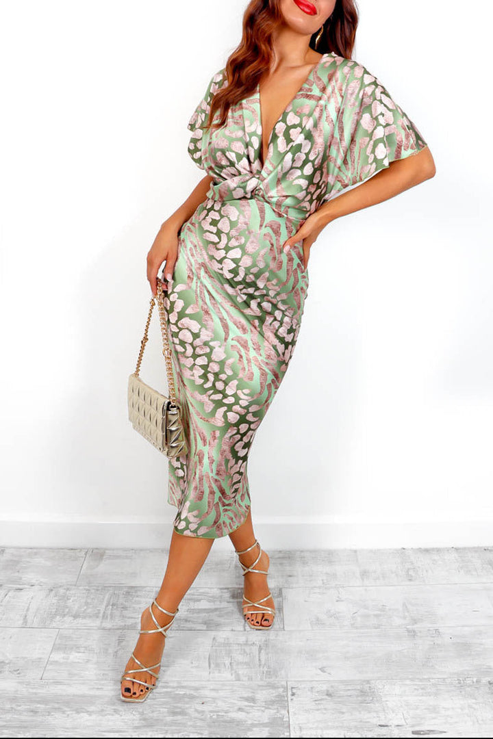 Élina | Robe midi élégante à taille drapée