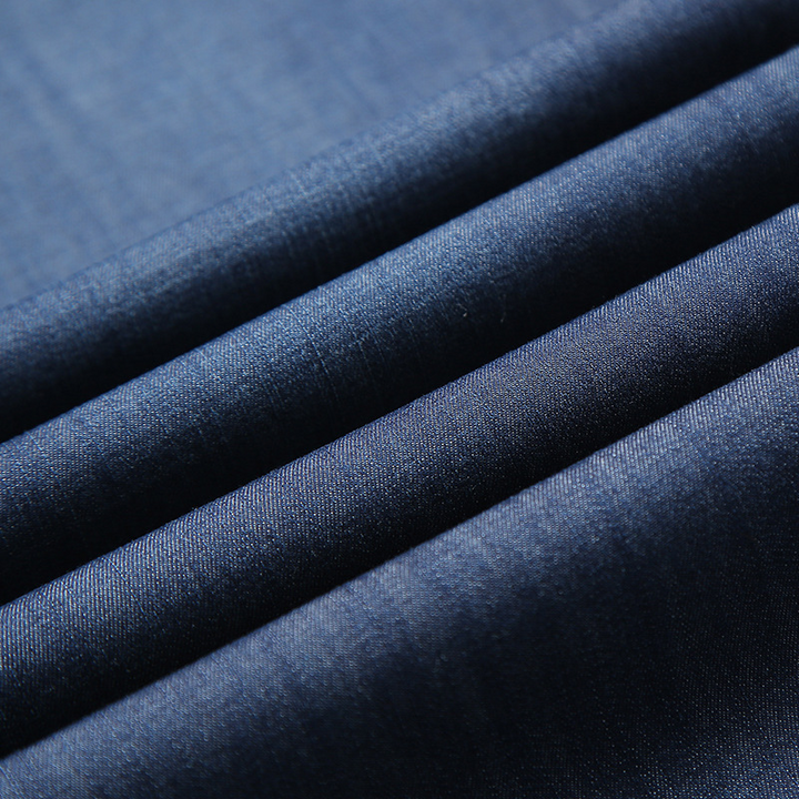 JEAN EN DENIM EXTENSIBLE À COUPE CLASSIQUE POUR HOMME