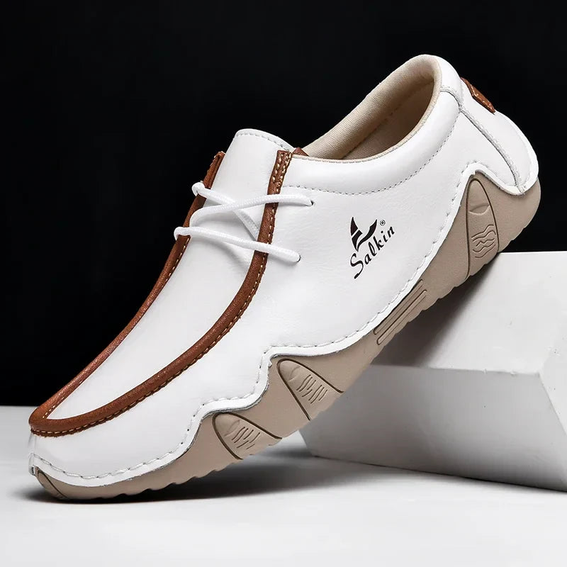 CHAUSSURES ORTHOPÉDIQUES EN CUIR À AJUSTEMENT PRÉCIS