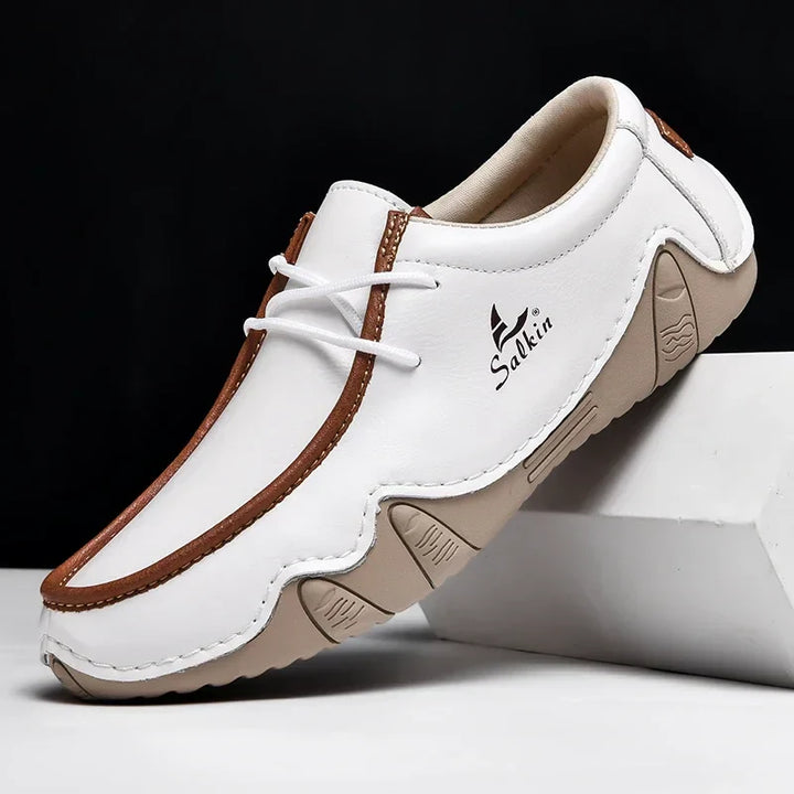 CHAUSSURES ORTHOPÉDIQUES EN CUIR À AJUSTEMENT PRÉCIS