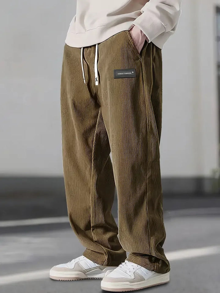 PANTALON EN VELOURS CÔTELÉ POUR HOMME