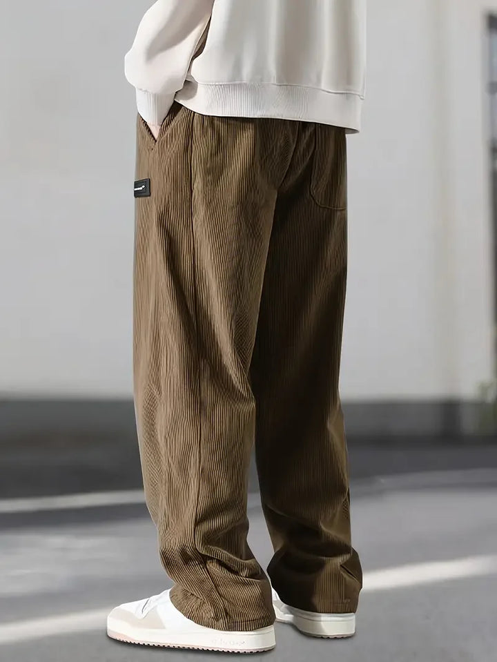 PANTALON EN VELOURS CÔTELÉ POUR HOMME