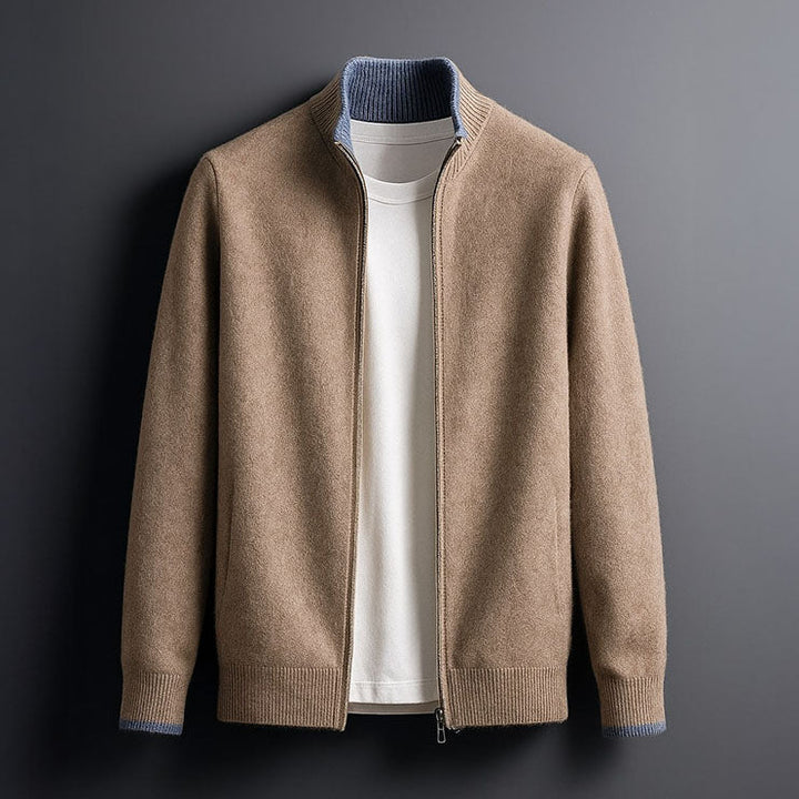 VESTE EN MAILLE AVEC ZIP
