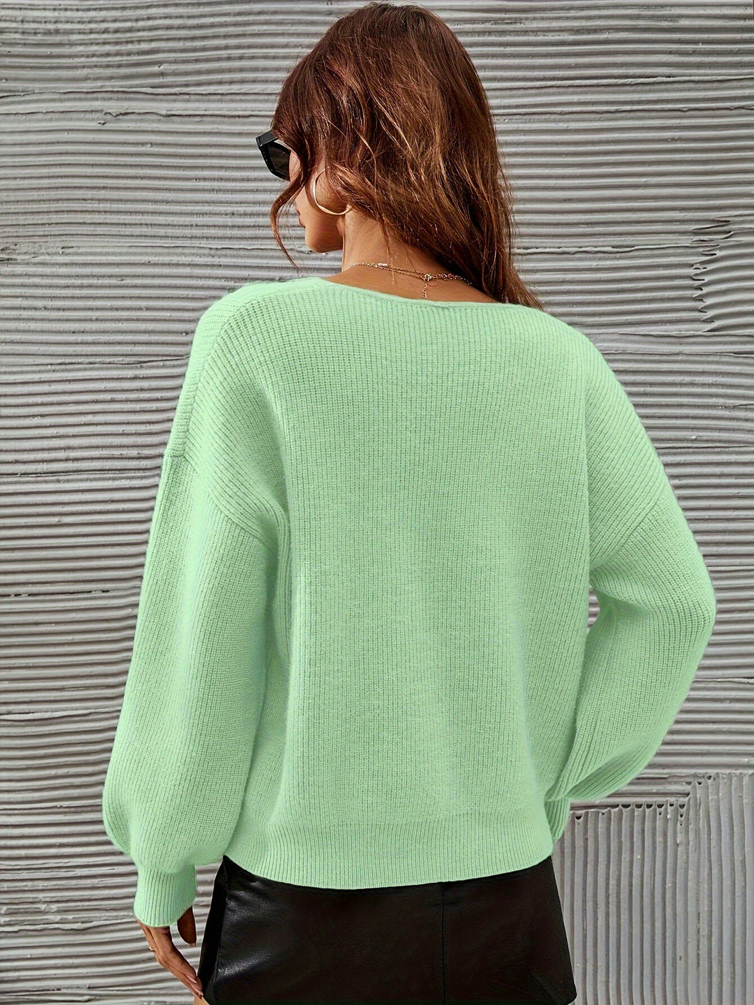 June | Pull cachemire col V côtelé