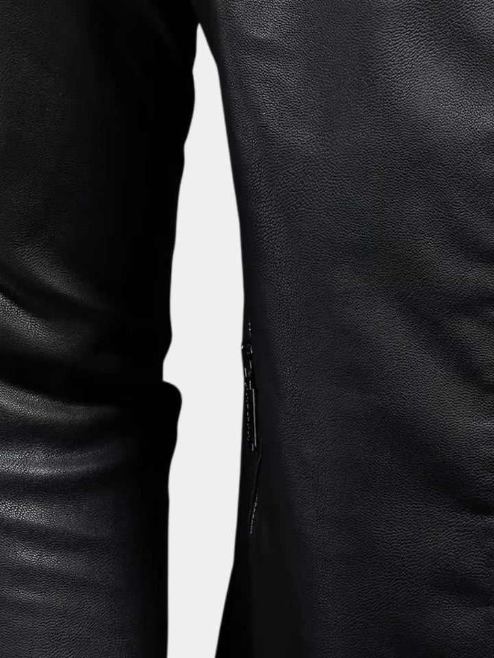 JEAN | Veste en cuir véritable — boutonnage croisé et coupe affirmée