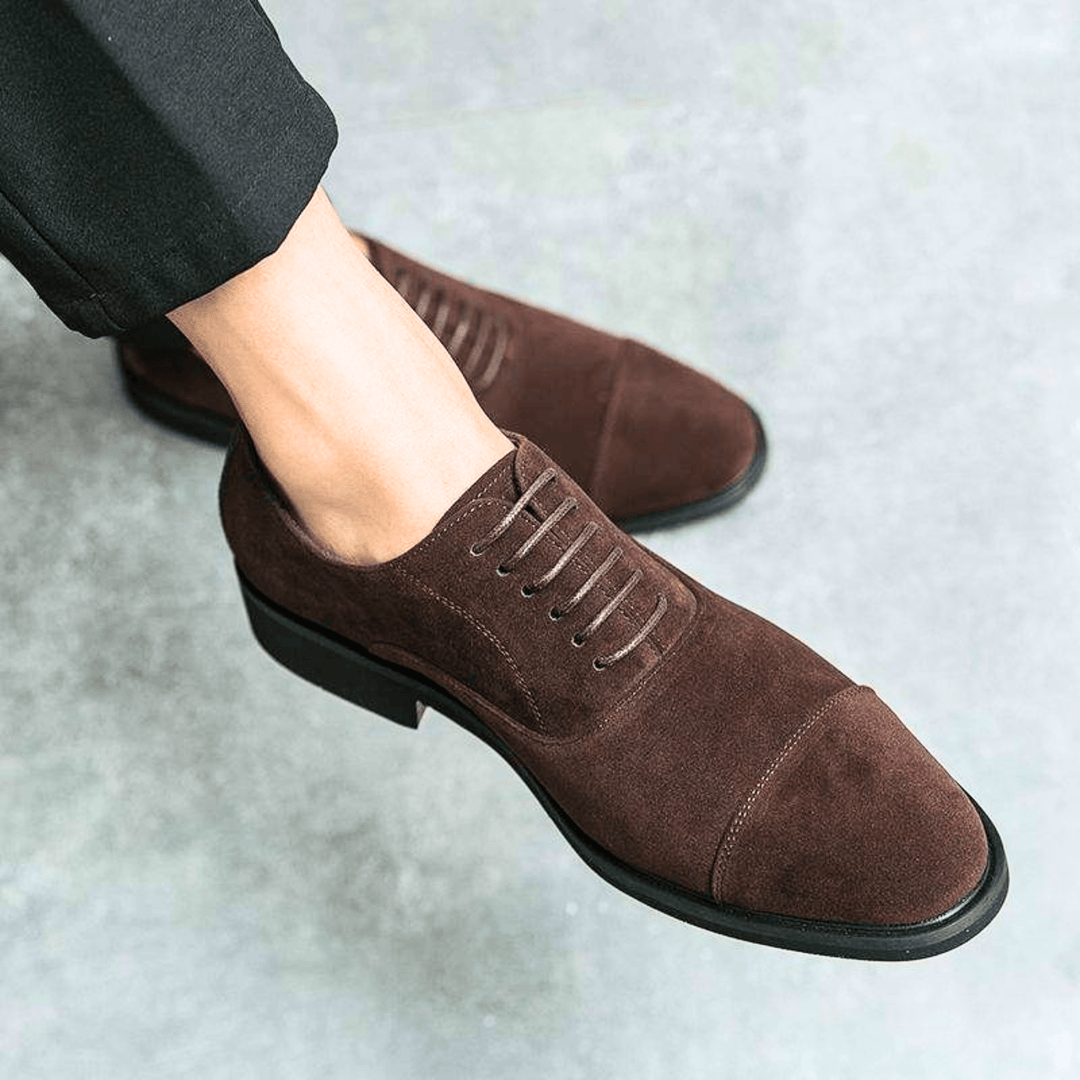 CHAUSSURES EN DAIM POUR HOMMES