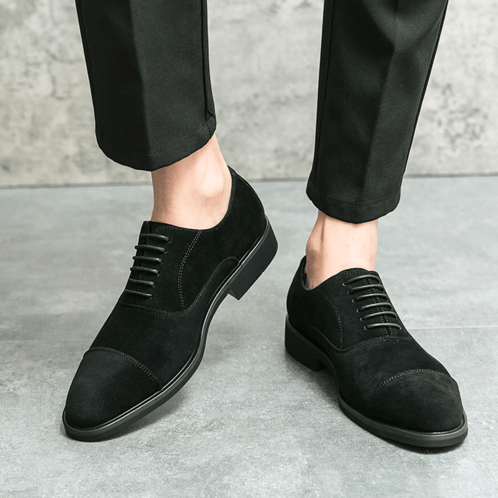 CHAUSSURES EN DAIM POUR HOMMES